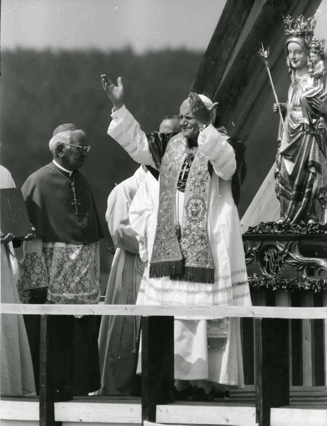 I pielgrzymka Jana Pawła II (4)