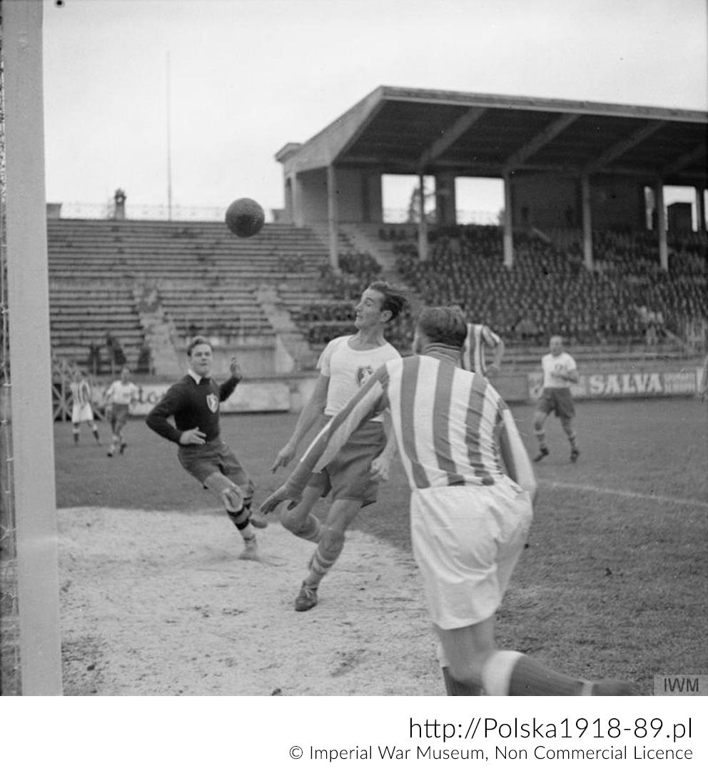 Mecz piłkarski 2. Korpus - Armia Brytyjska, Rzym, 14 listopada 1944 r.