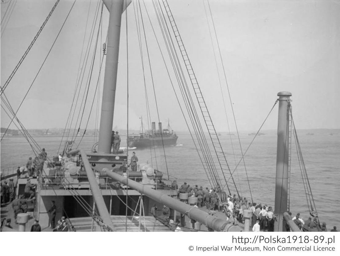 Żołnierze Samodzielnej Brygady Strzelców Podhalańskich na pokładzie transportowca Chenonceaux w drodze do Norwegii, kwiecień 1940 r. (2)