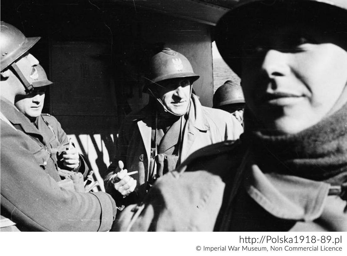 Żołnierze Samodzielnej Brygady Strzelców Podhalańskich na pokładzie transportowca Chenonceaux w drodze do Norwegii, kwiecień 1940 r. (4)